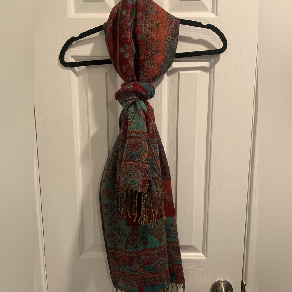 Women’s Paisley Fringed Burgundy and Green Scarf Shawl Wrap - Picture 2 of 7